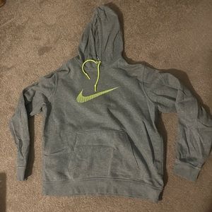 Men’s comfortable hoodie! Soft inside.Great condition